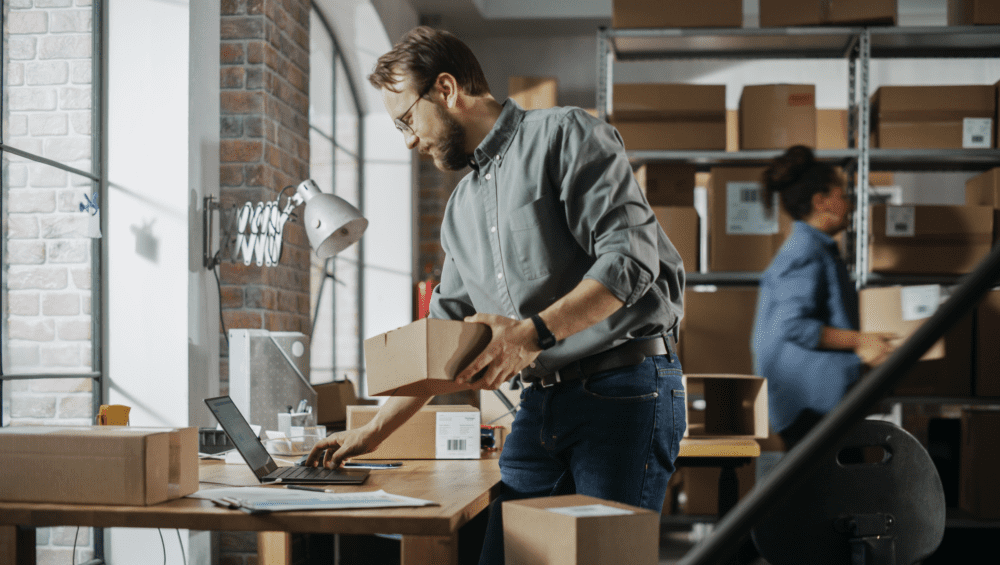 How to easily scale for peak retail shopping seasons