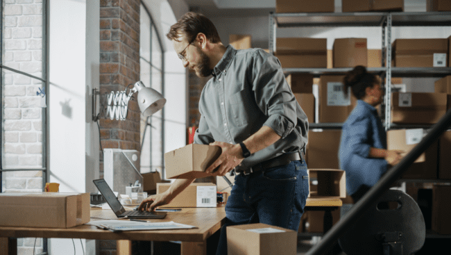 How to easily scale for peak retail shopping seasons